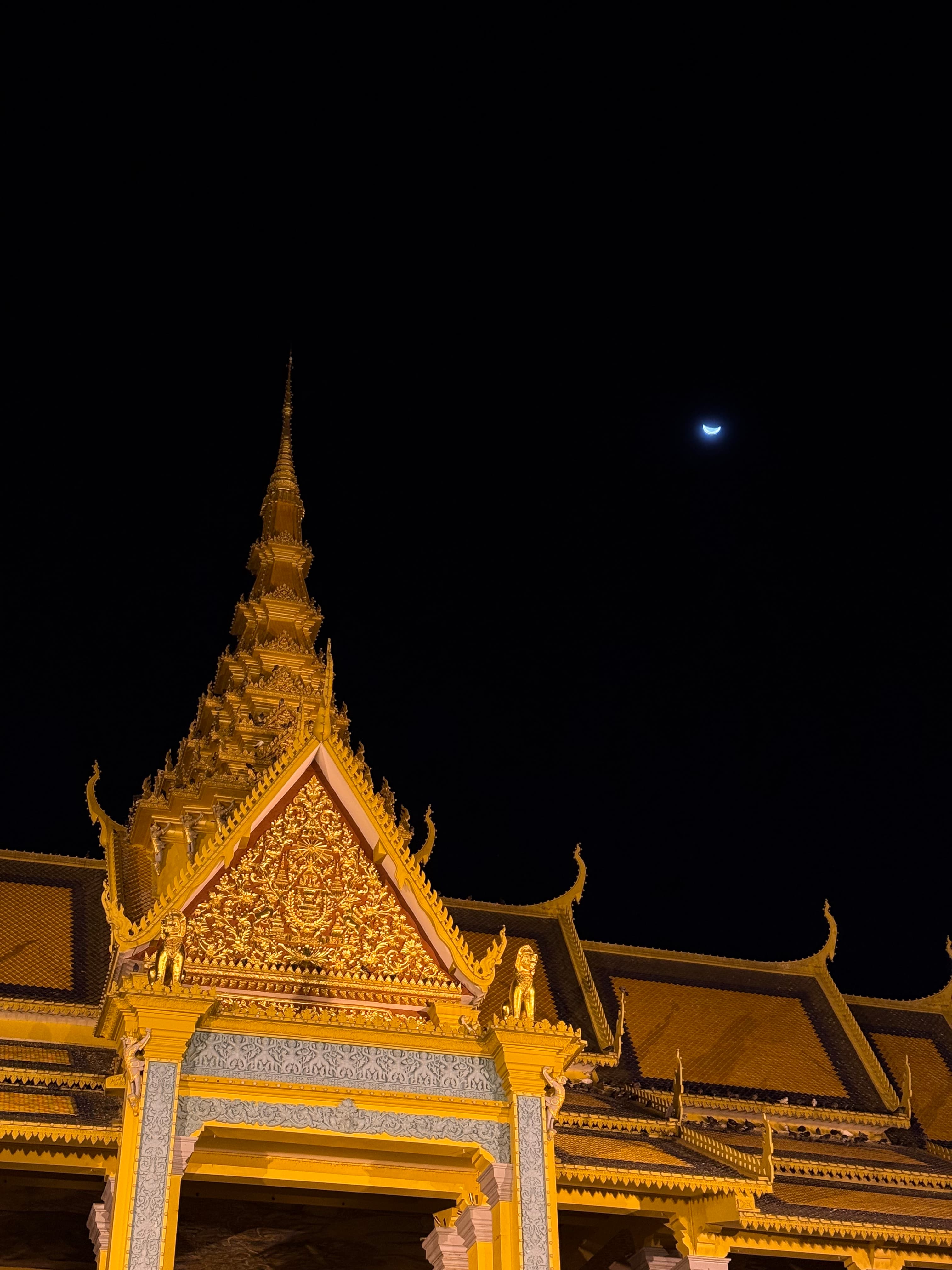 Golden roof under the moon