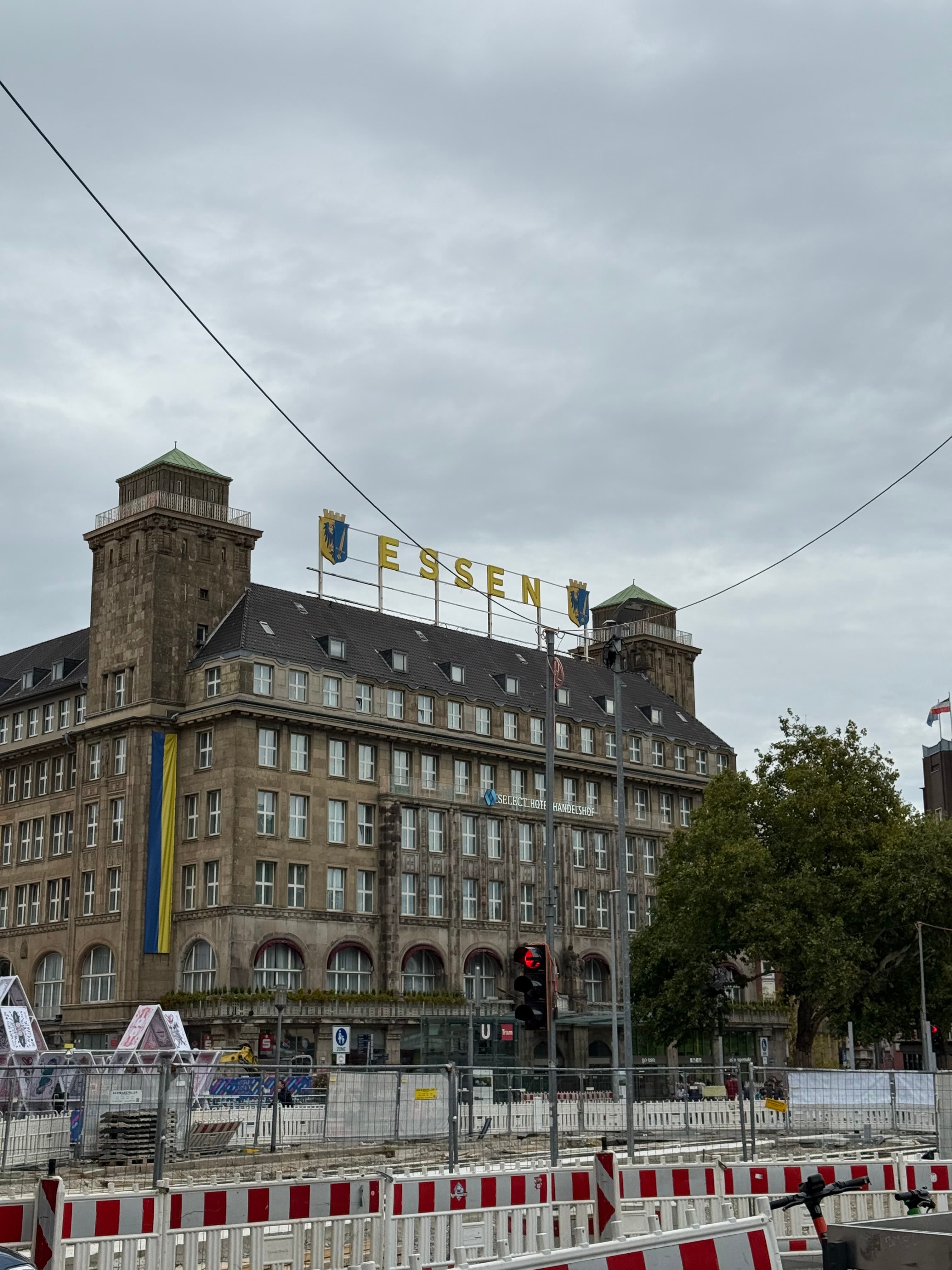Handelshof building with ESSEN sign